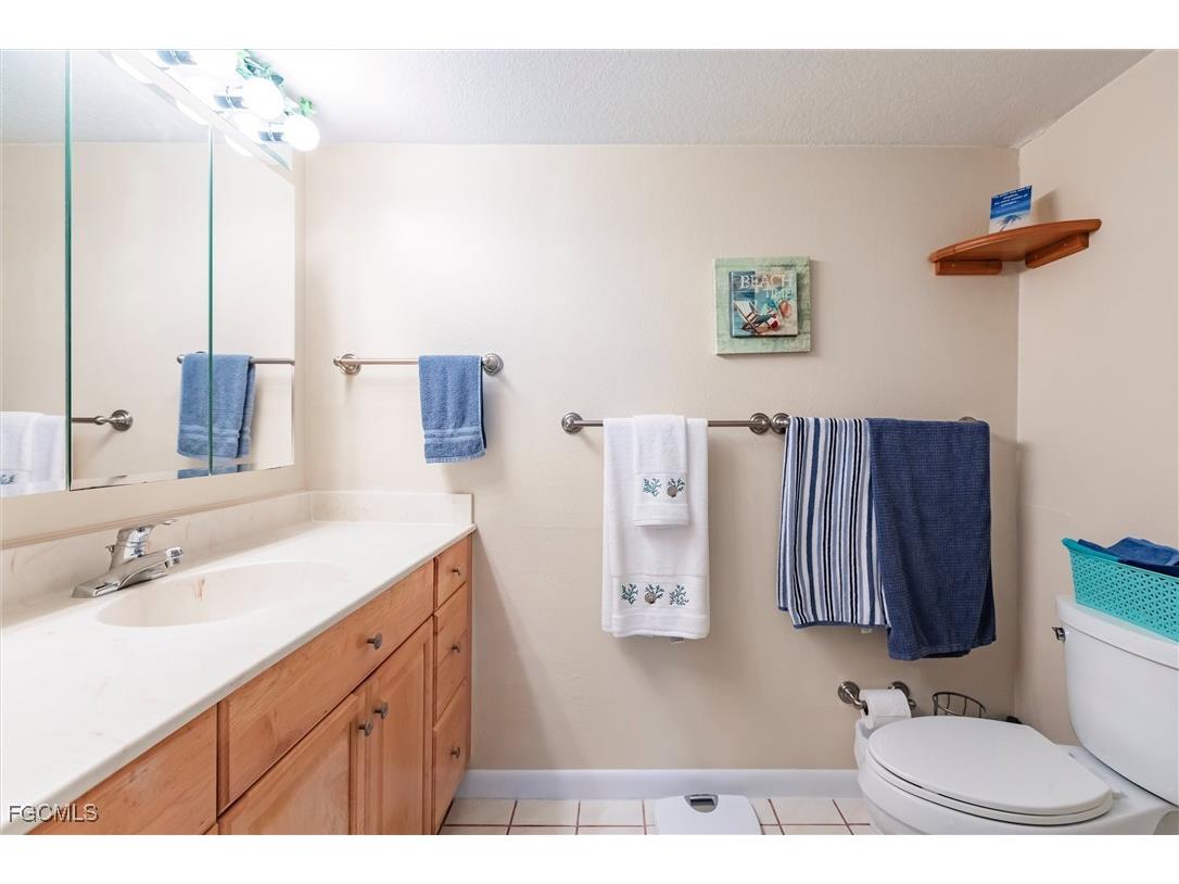 6832 Sandtrap Drive #2 Fort Myers FL 33919 2025021037 image21