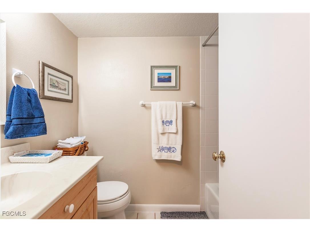 6832 Sandtrap Drive #2 Fort Myers FL 33919 2025021037 image27