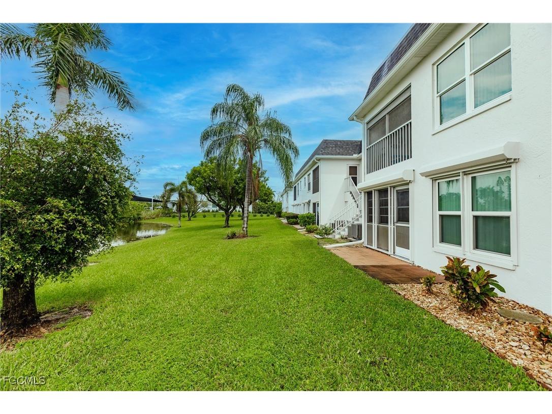 6832 Sandtrap Drive #2 Fort Myers FL 33919 2025021037 image37