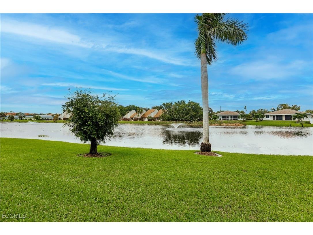 6832 Sandtrap Drive #2 Fort Myers FL 33919 2025021037 image38