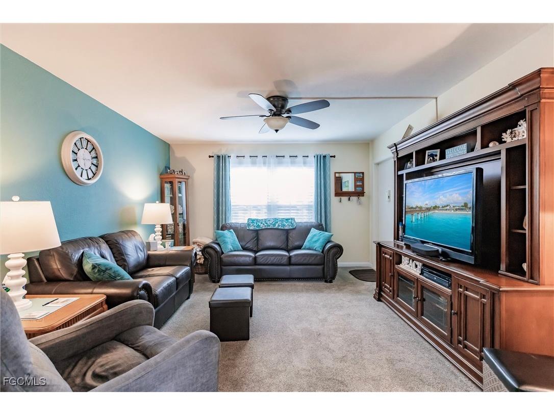 6832 Sandtrap Drive #2 Fort Myers FL 33919 2025021037 image5