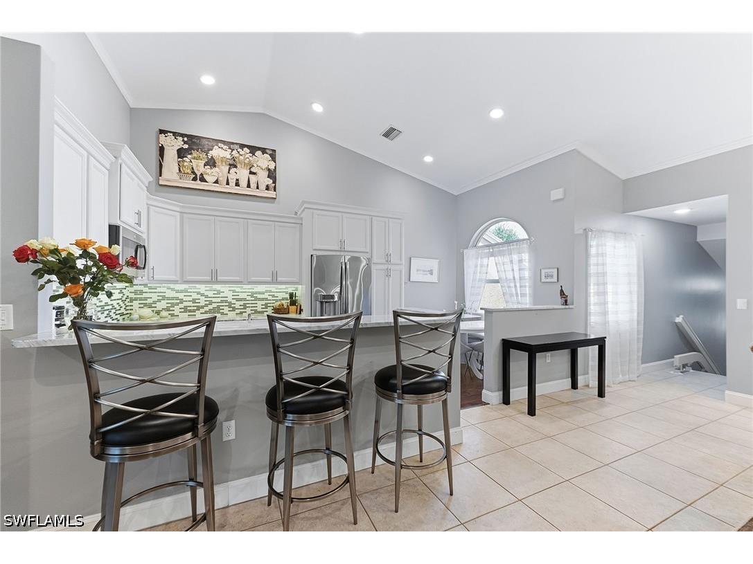 6835 Huntington Lakes Circle #201 Naples FL 34119 226018856 image5