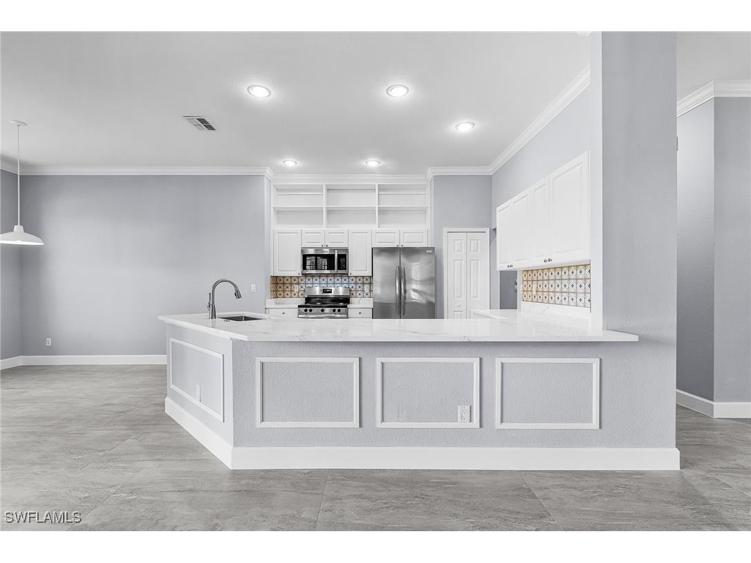 6835 Old Banyan Way Naples FL 34109 225065494 image8