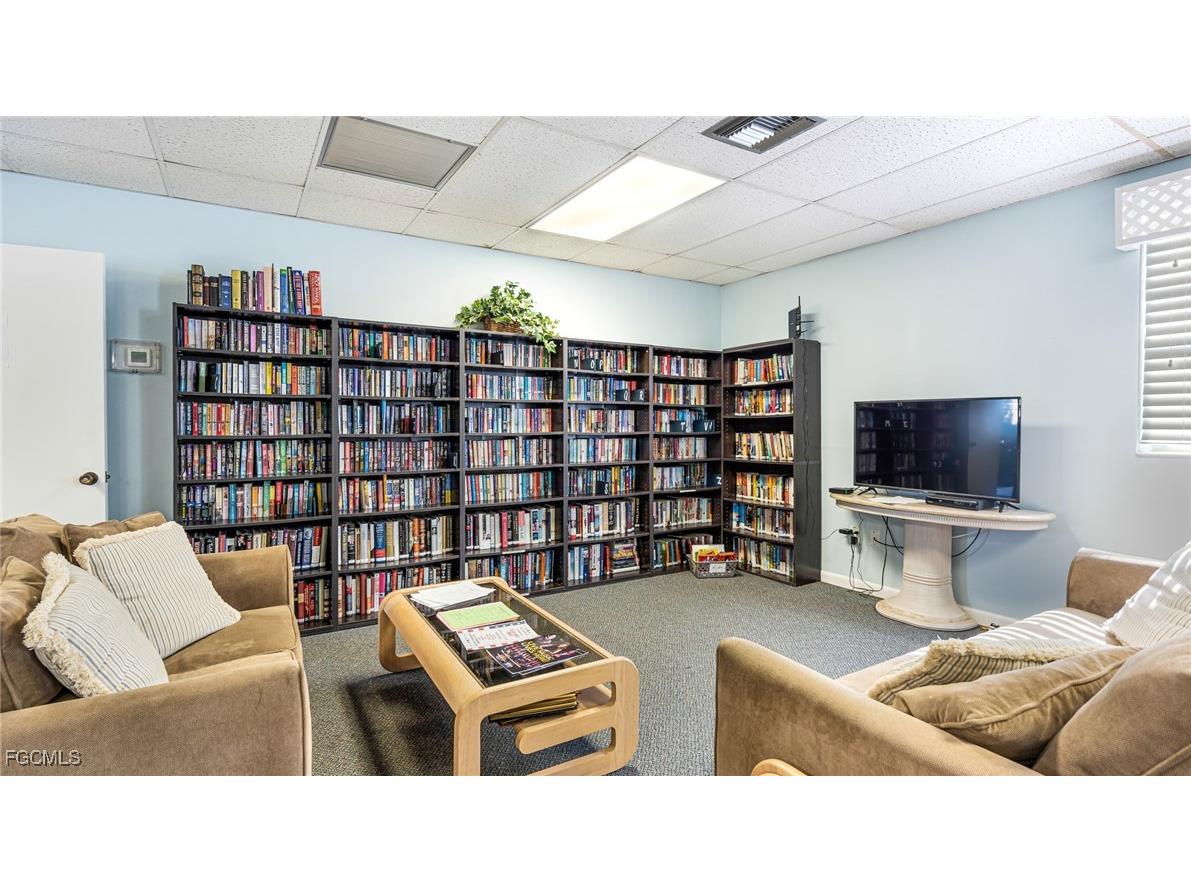 6836 Sandtrap Drive #3 Fort Myers FL 33919 2025012552 image33