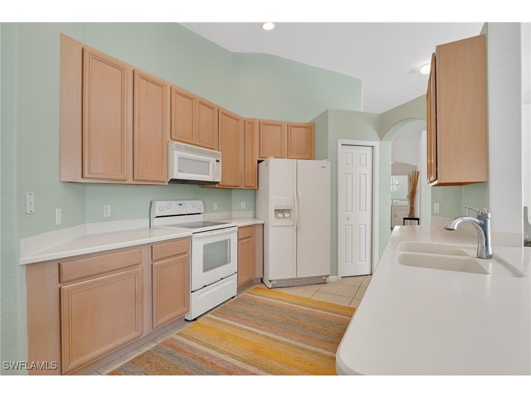 6837 Sterling Greens Drive #201 Naples FL 34104 225084016 image20