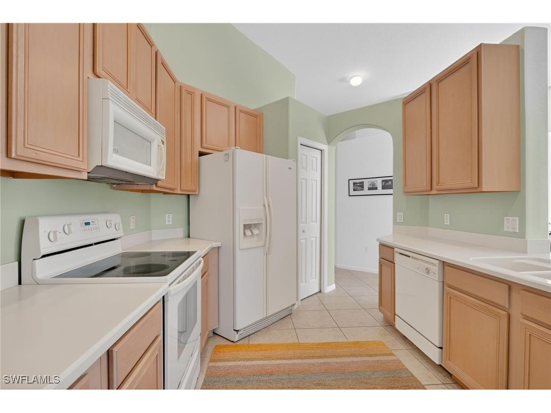 6837 Sterling Greens Drive #201 Naples FL 34104 225084016 image21