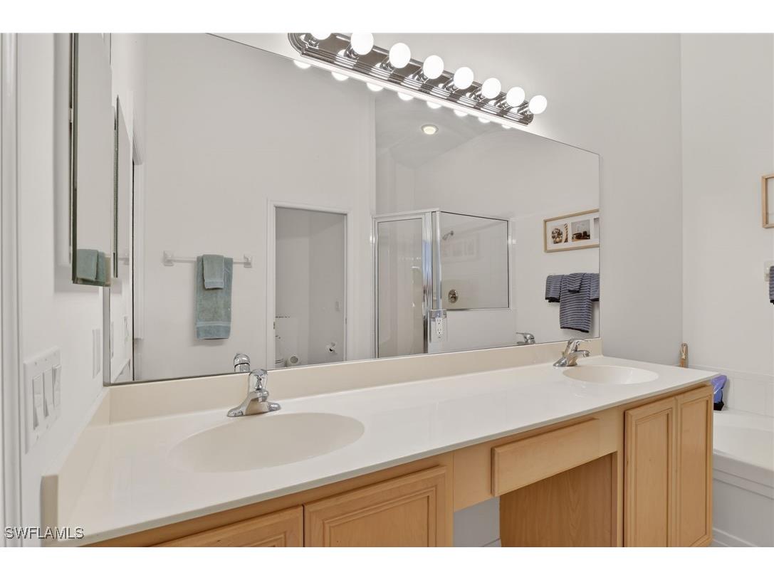 6837 Sterling Greens Drive #201 Naples FL 34104 225084016 image27