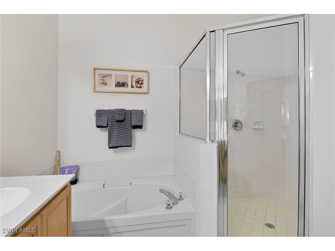 6837 Sterling Greens Drive #201 Naples FL 34104 225084016 image28