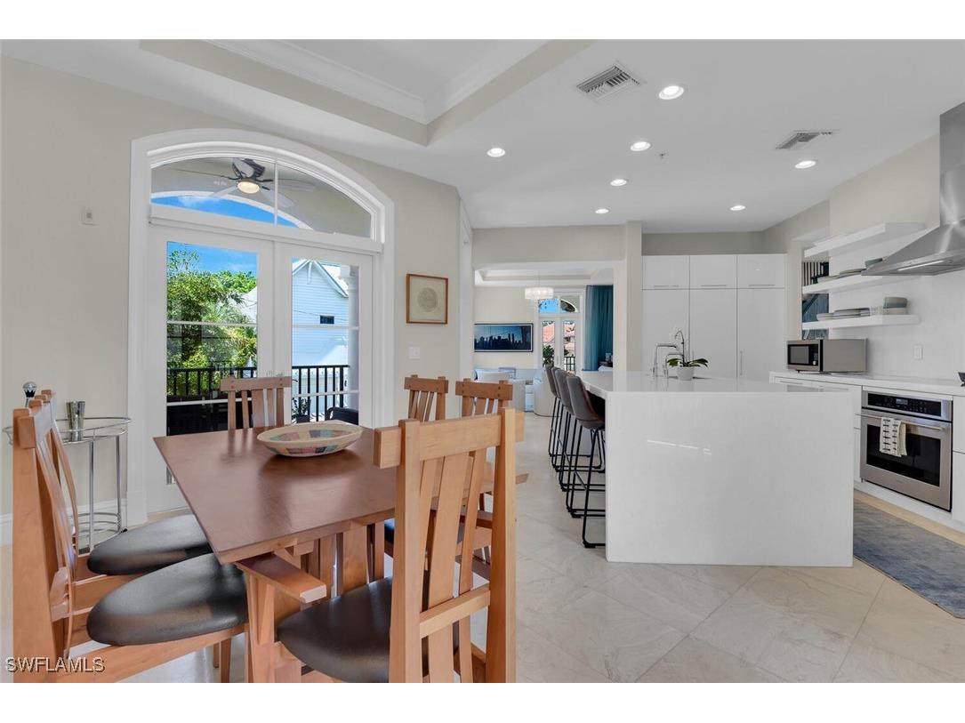 684 10th Avenue S #D1 Naples FL 34102 225070446 image11