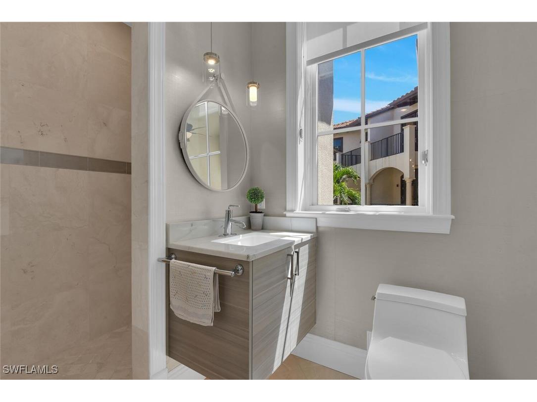 684 10th Avenue S #D1 Naples FL 34102 225070446 image14