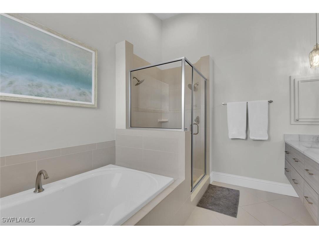 684 10th Avenue S #D1 Naples FL 34102 225070446 image24