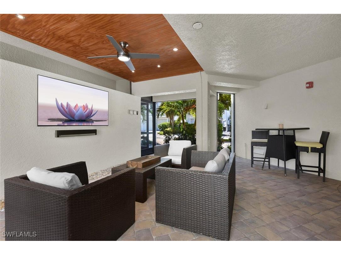 684 10th Avenue S #D1 Naples FL 34102 225070446 image34