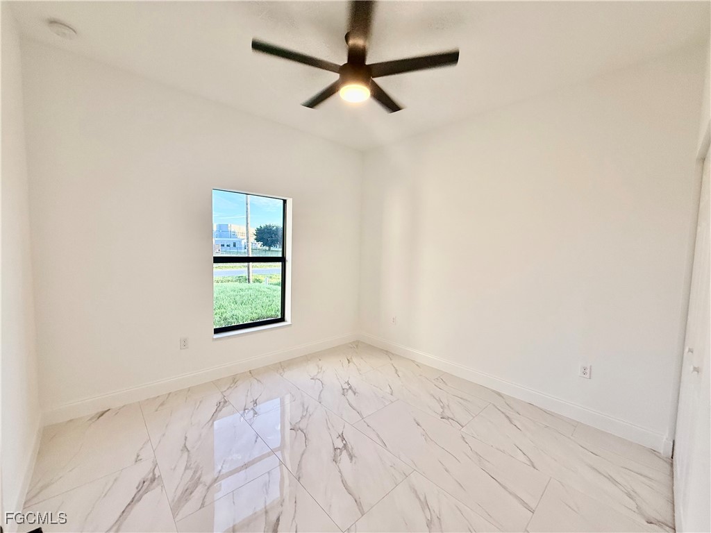 684 Kingsbury Street E Lehigh Acres FL 33974 2025023905 image38