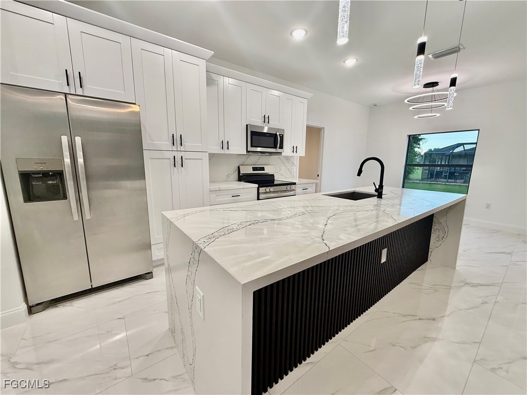 684 Kingsbury Street E Lehigh Acres FL 33974 2025023905 image7