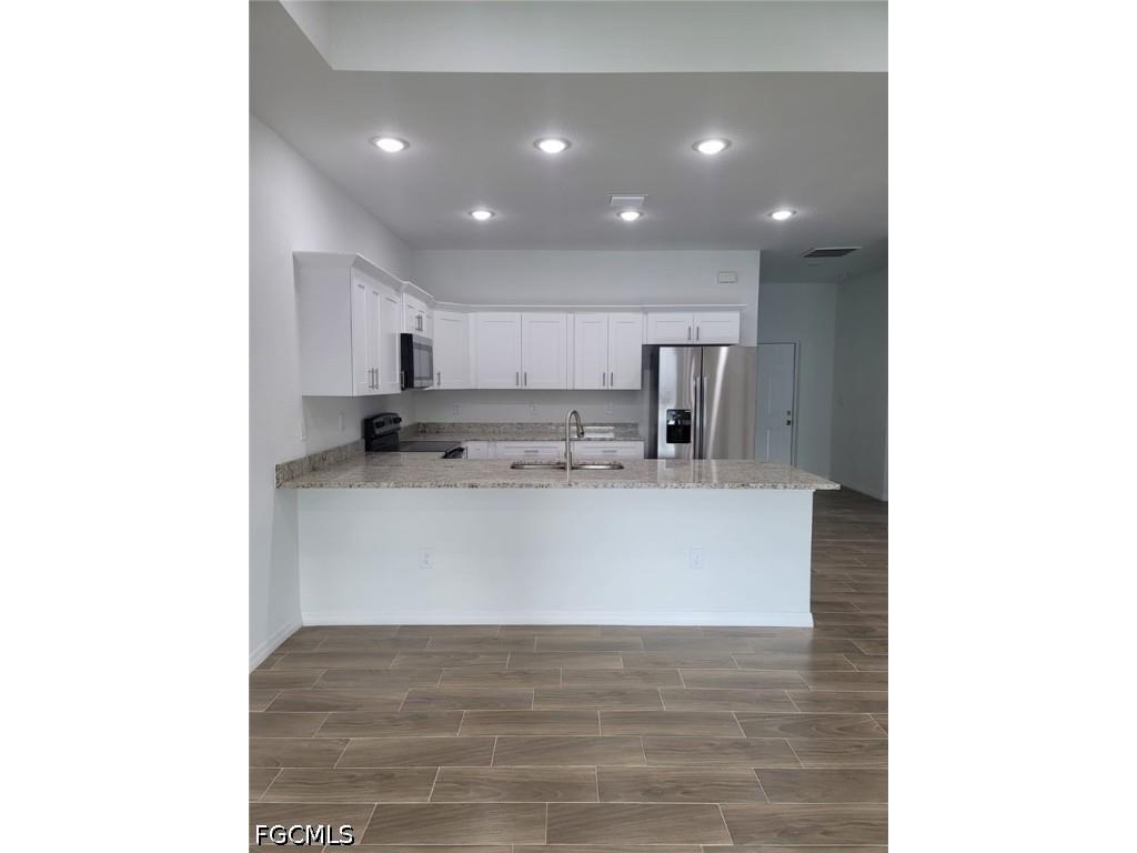 684 Thomas Sherwin Avenue S Lehigh Acres FL 33974 2026015225 image2