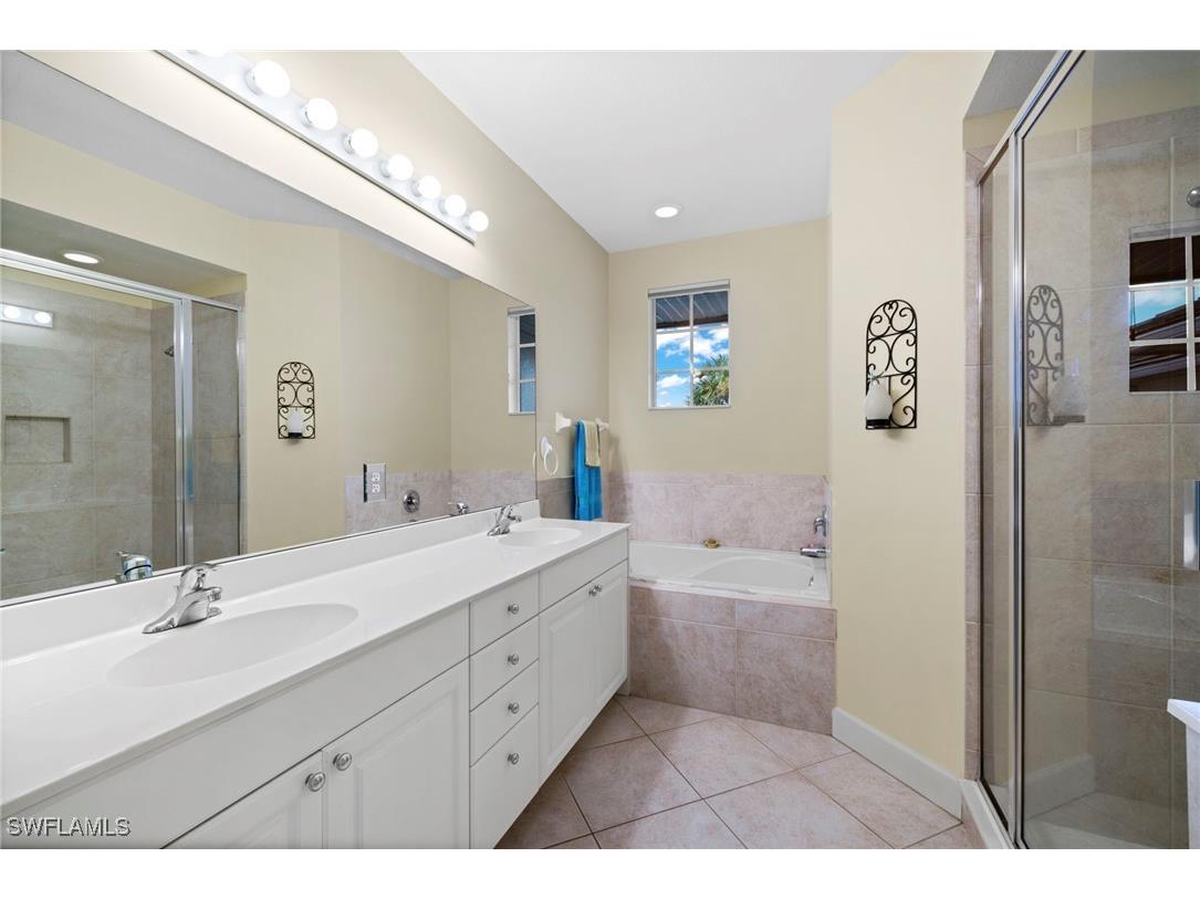 6840 Ascot Drive #1-201 Naples FL 34113 225067382 image15