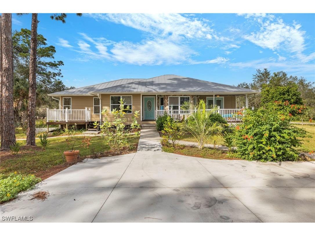 6840 Cadet Avenue Fort Myers FL 33905 223090323 image1