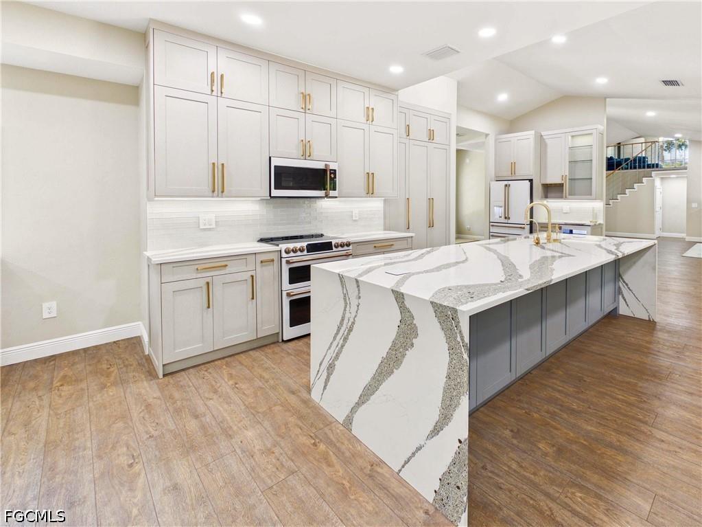 6840 Hendry Creek Drive Fort Myers FL 33908 2026009655 image3