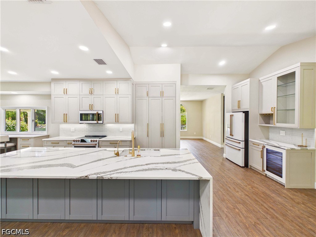 6840 Hendry Creek Drive Fort Myers FL 33908 2026009655 image5
