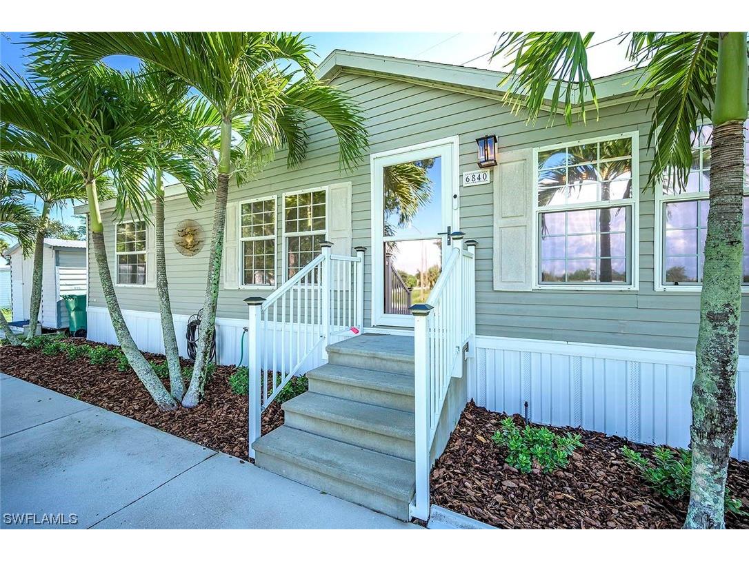 6840 Villaview Drive Punta Gorda FL 33982 223053990 image1