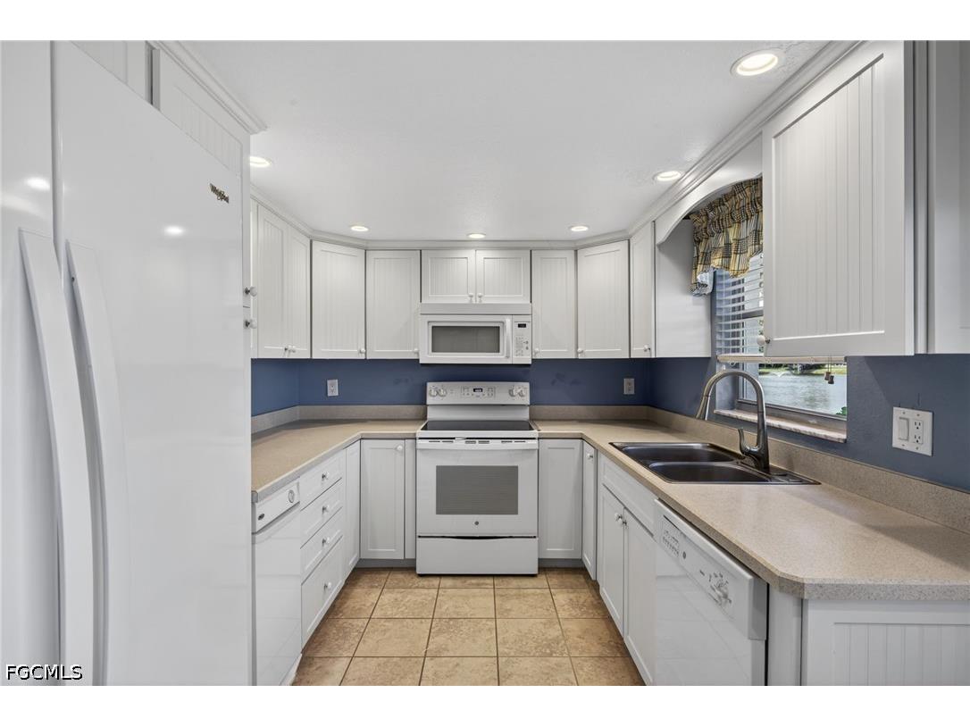 6844 Sandtrap Drive #2 Fort Myers FL 33919 2026018110 image9