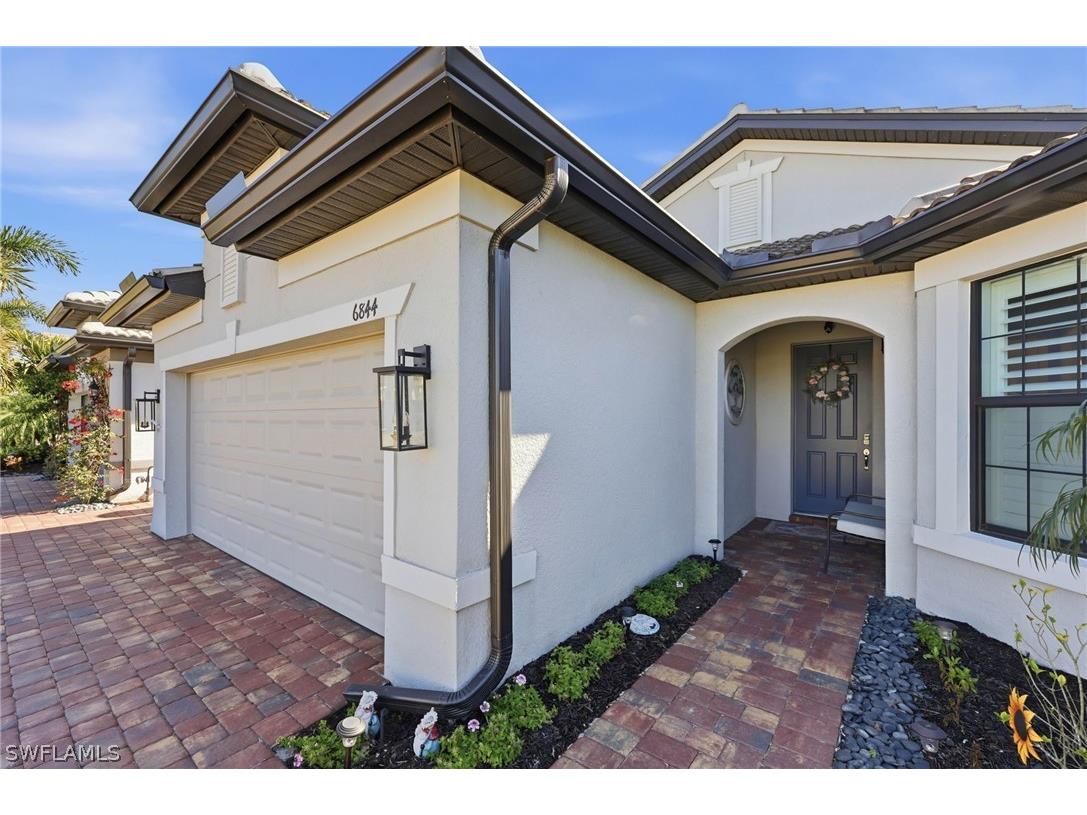 6844 Winding Cypress Drive Naples FL 34114 226005365 image3