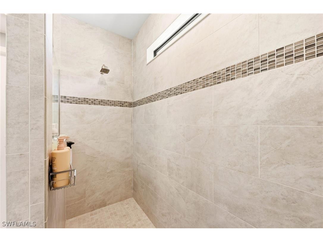 6844 Winding Cypress Drive Naples FL 34114 226005365 image34
