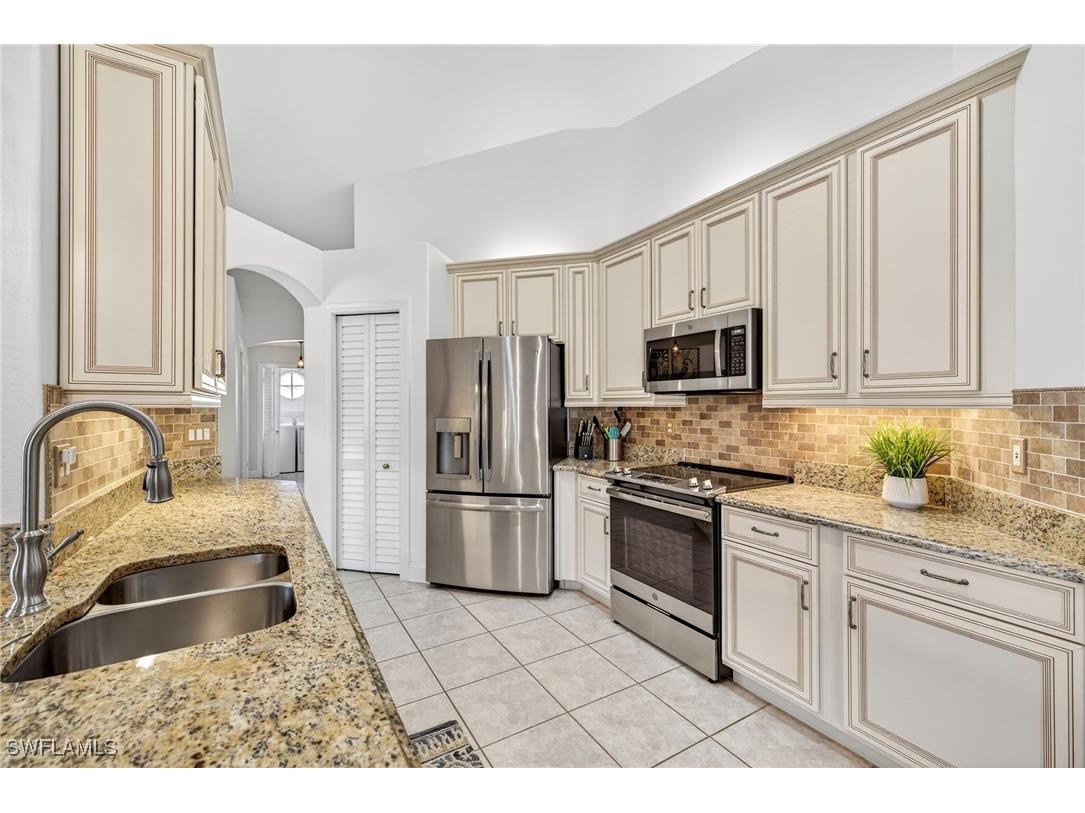 6845 Sterling Greens Drive #202 Naples FL 34104 225073616 image11