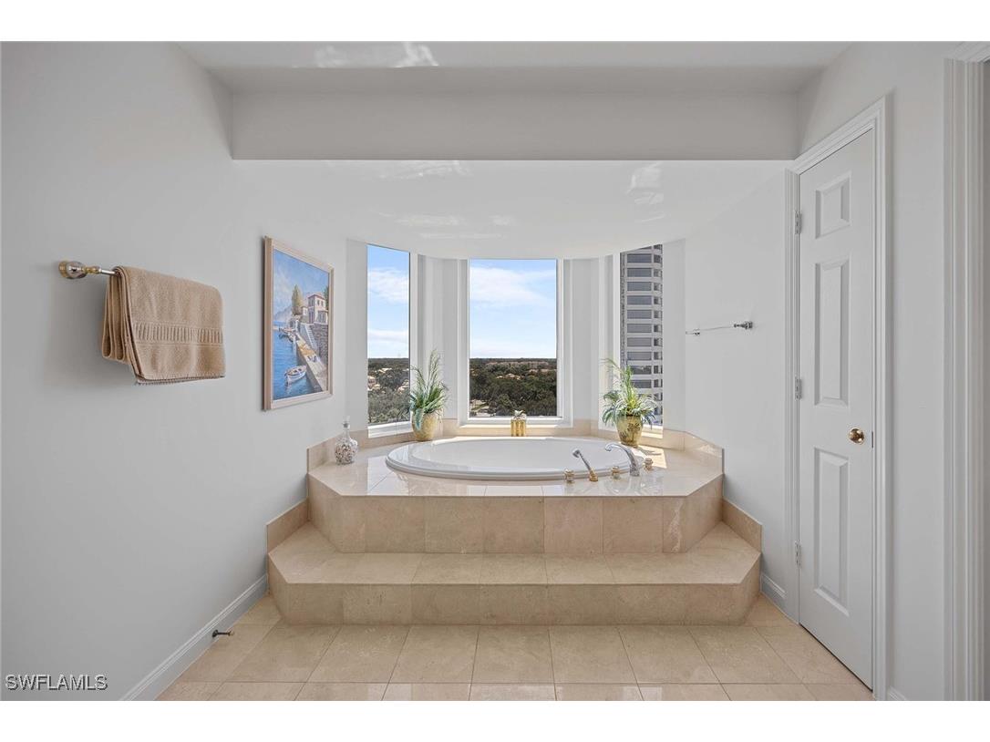 6849 Grenadier Boulevard #1004 Naples FL 34108 225074259 image15