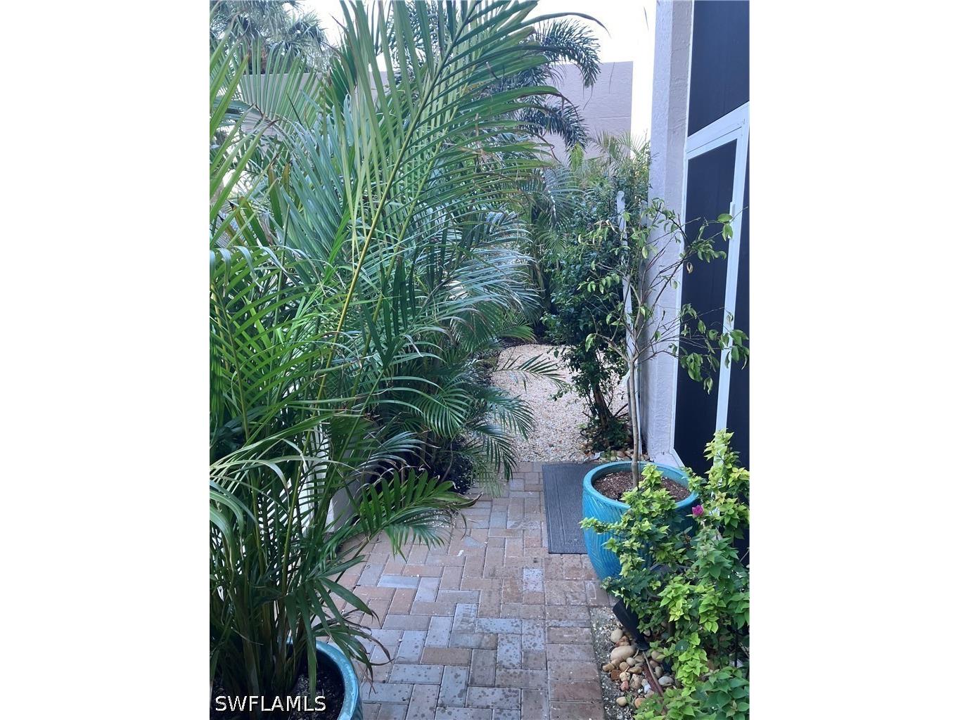 6849 Grenadier Boulevard #105 Naples FL 34108 226005150 image16