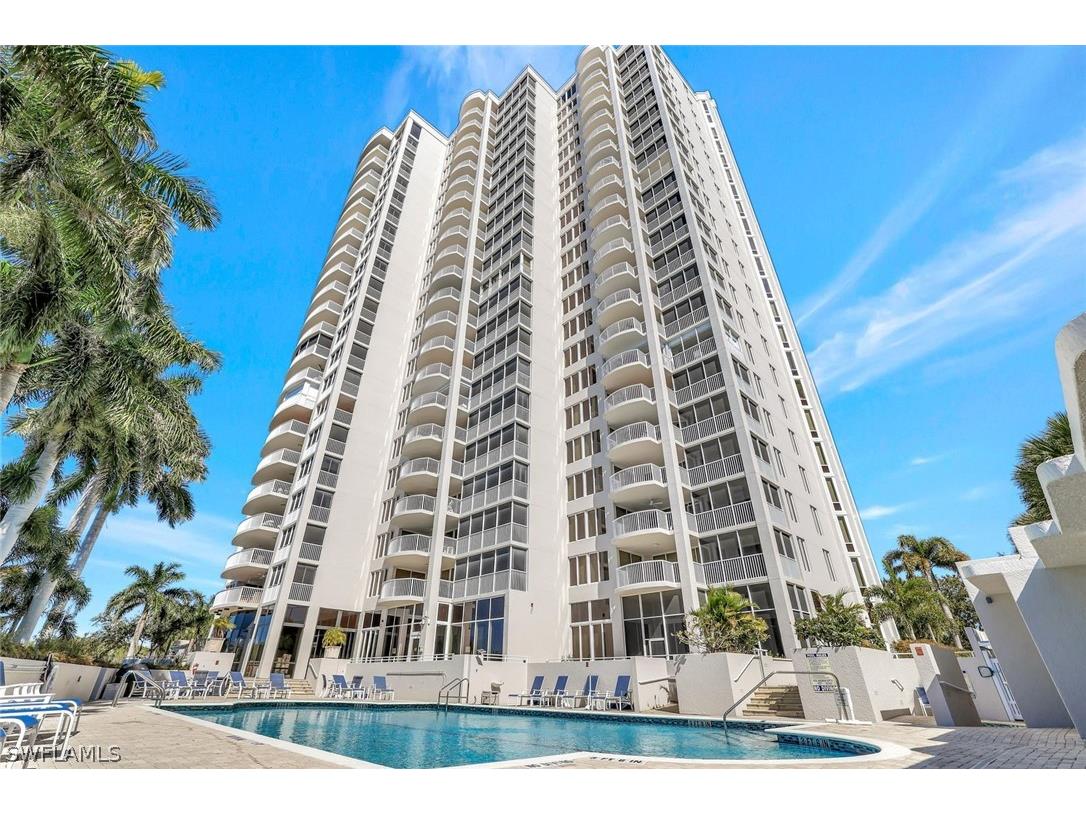 6849 Grenadier Boulevard #105 Naples FL 34108 226005150 image19