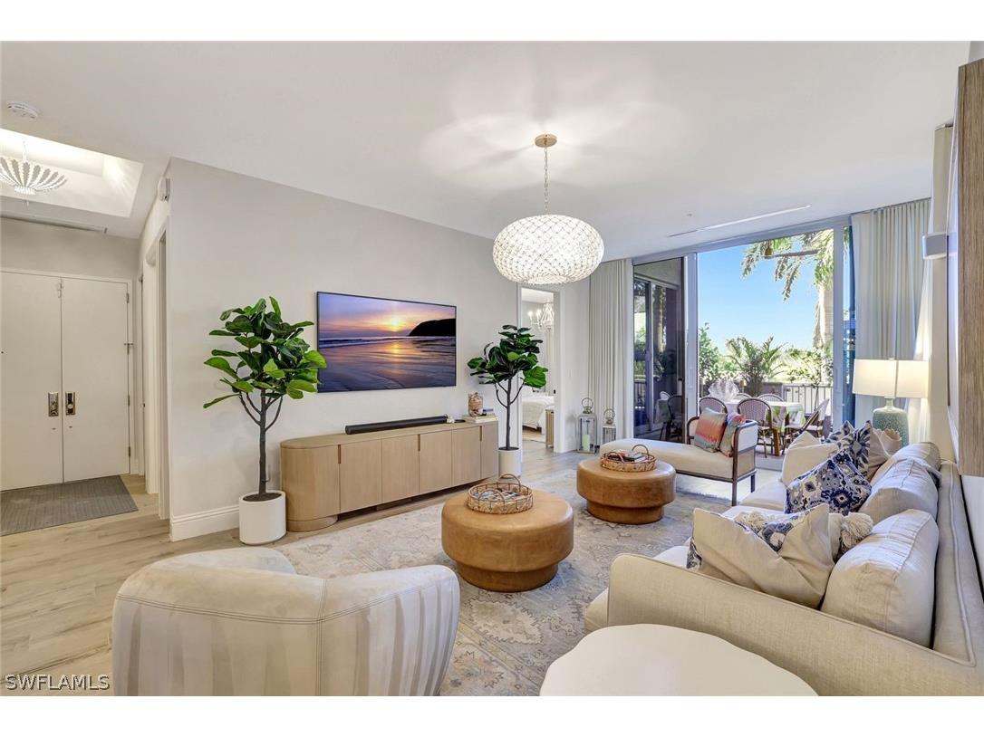 6849 Grenadier Boulevard #105 Naples FL 34108 226005150 image2