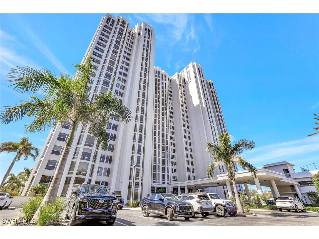 6849 Grenadier Boulevard #105 Naples FL 34108 226005150 image20