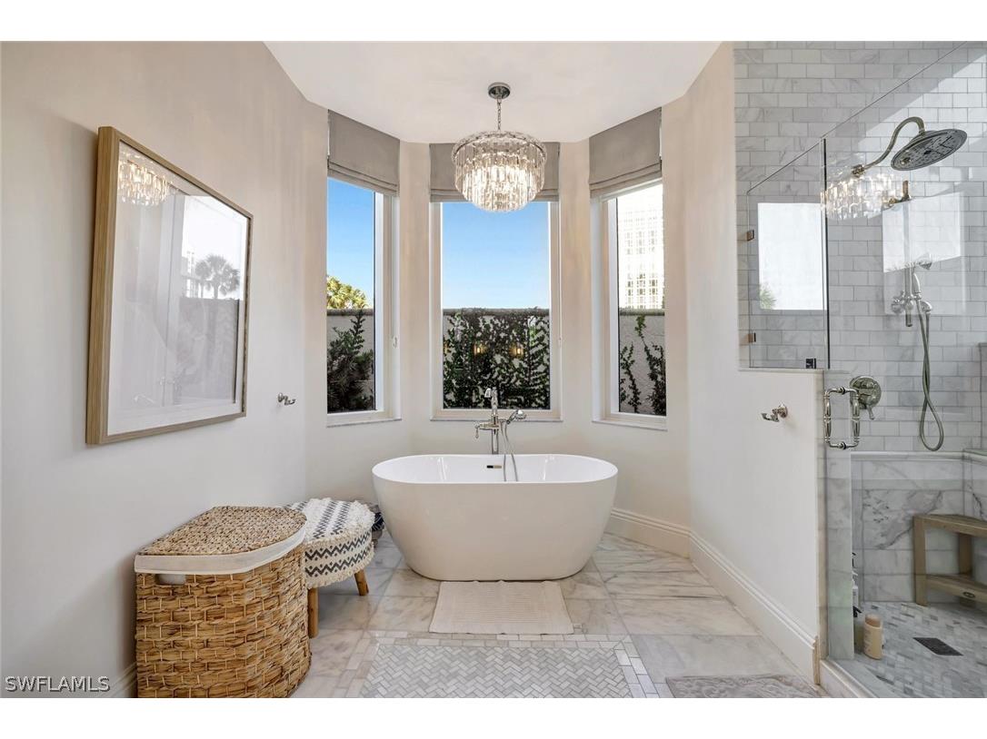 6849 Grenadier Boulevard #105 Naples FL 34108 226005150 image7