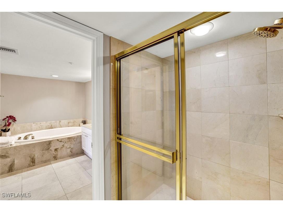 6849 Grenadier Boulevard #1602 Naples FL 34108 226000981 image12