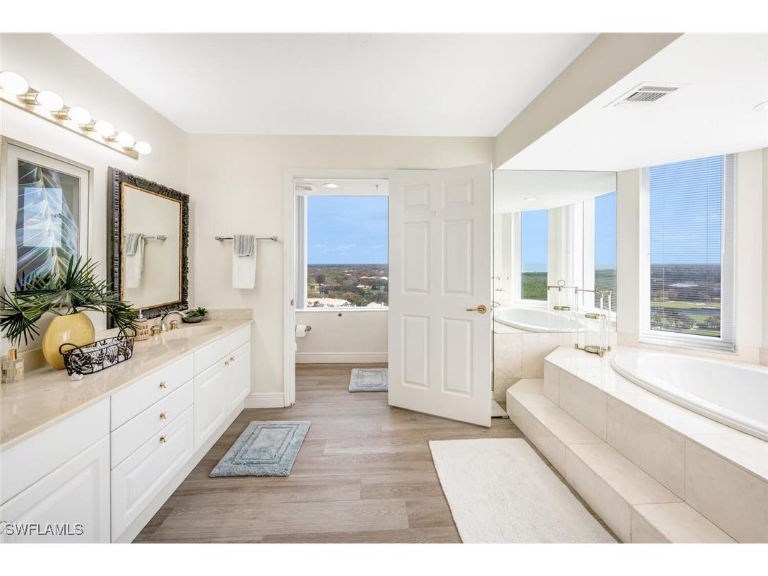 6849 Grenadier Boulevard #1704 Naples FL 34108 225071707 image16