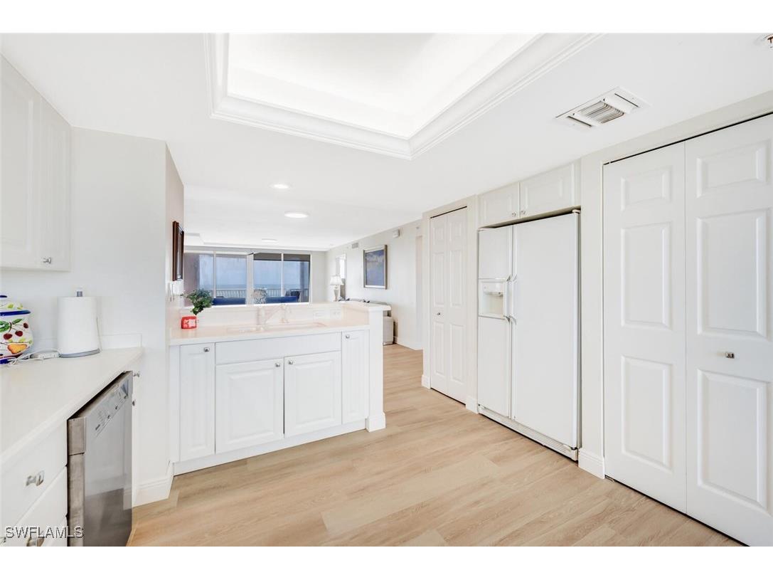 6849 Grenadier Boulevard #1704 Naples FL 34108 225071707 image9