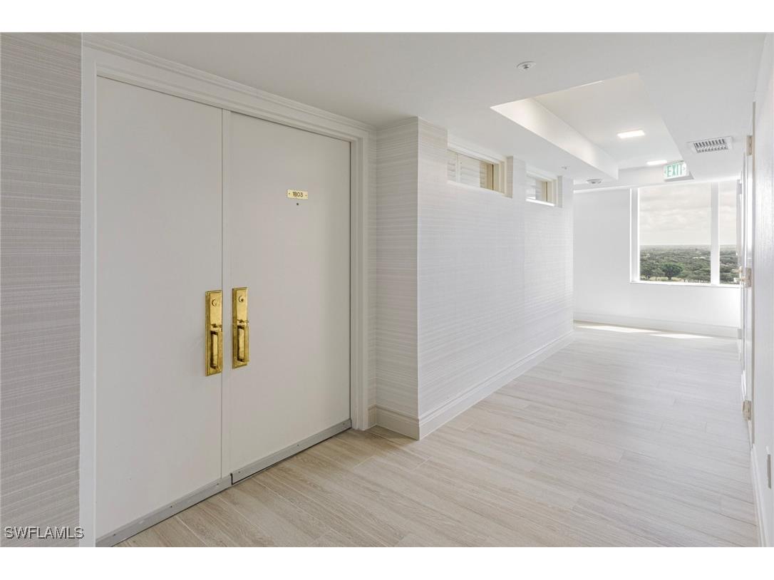 6849 Grenadier Boulevard #1803 Naples FL 34108 225068985 image4