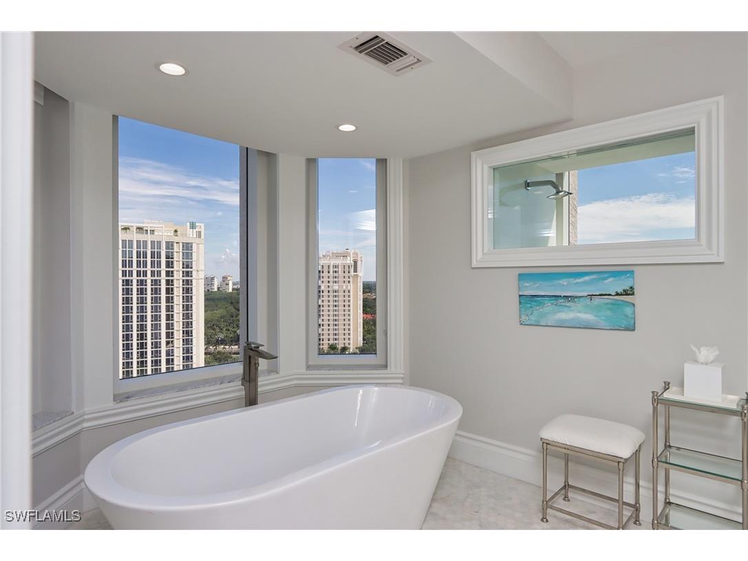 6849 Grenadier Boulevard #1905 Naples FL 34108 225069819 image11