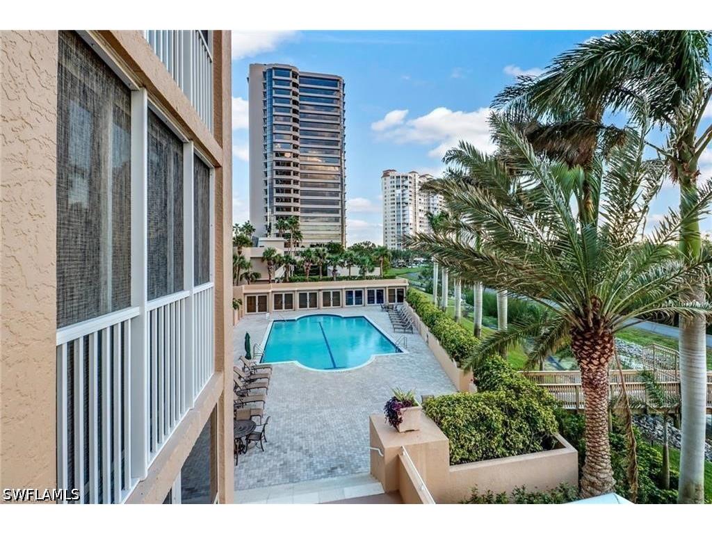 6849 Grenadier Boulevard #201 Naples FL 34108 226019100 image4