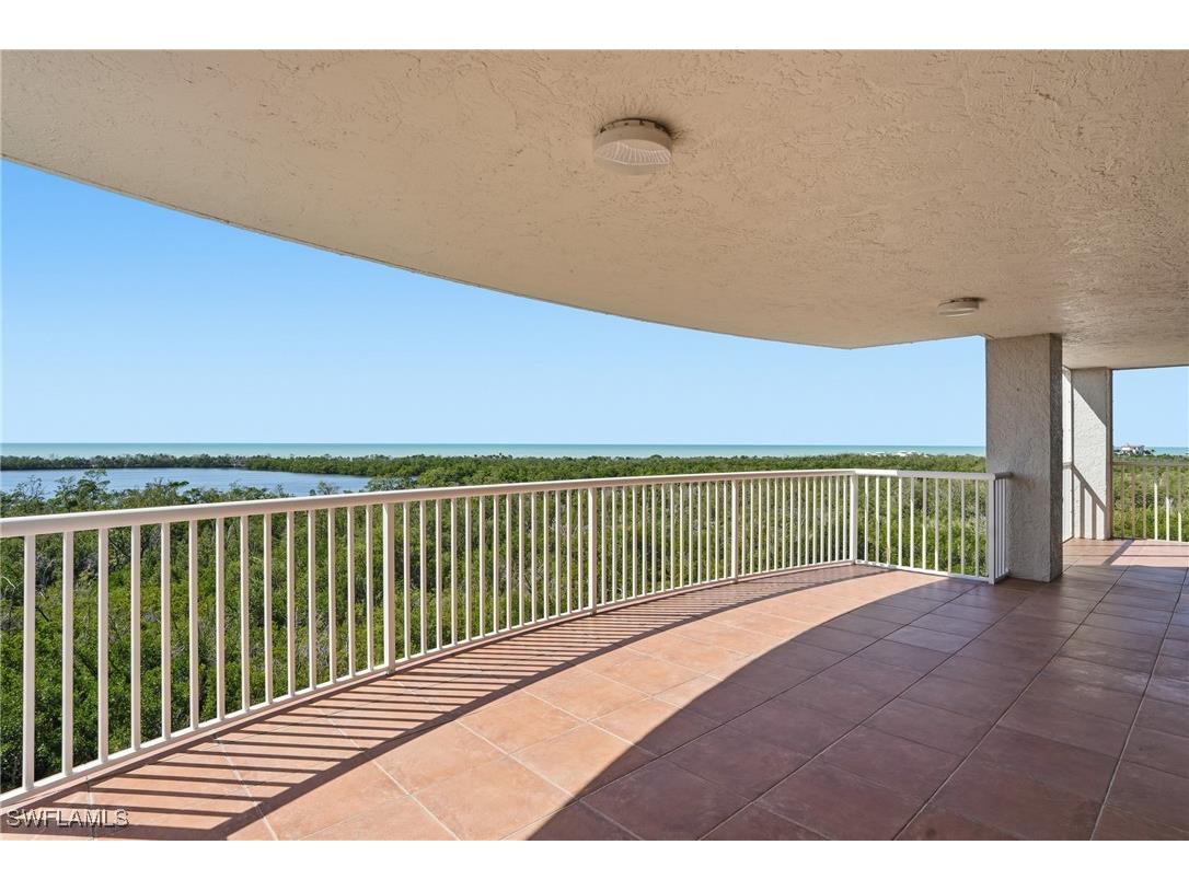 6849 Grenadier Boulevard #701 Naples FL 34108 225077490 image1
