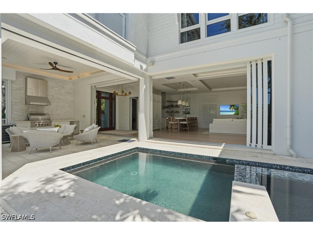 685 2nd Street S Naples FL 34102 226017504 image22