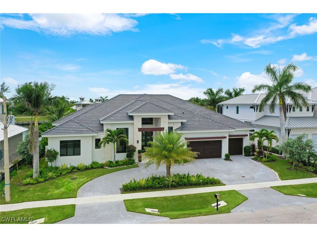 685 Cameo Court Marco Island FL 34145 223055330 image1