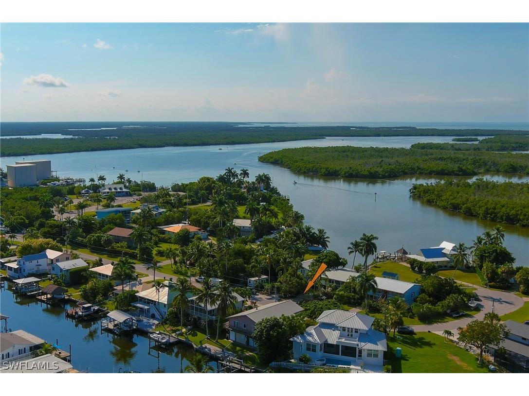 685 Palm Avenue Goodland FL 34140 222062351 image1