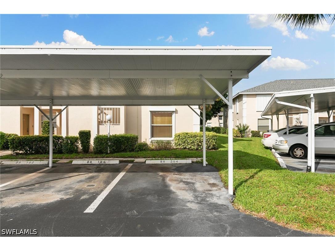 685 Squire Circle #204 Naples FL 34104 226020848 image3