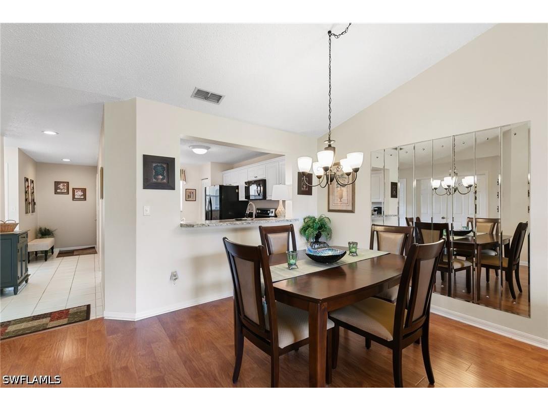 685 Squire Circle #204 Naples FL 34104 226020848 image8