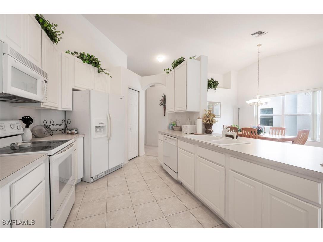 6850 Sterling Greens Drive #201 Naples FL 34104 225077109 image21