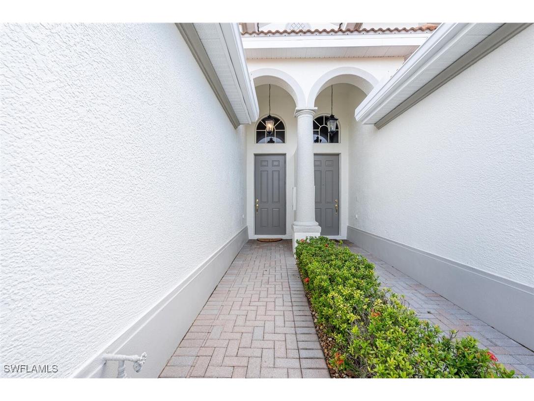 6850 Sterling Greens Drive #201 Naples FL 34104 225077109 image4