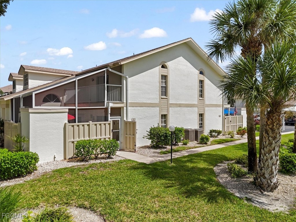 6851 Pentland Way #13 Fort Myers FL 33966 2025012591 image1