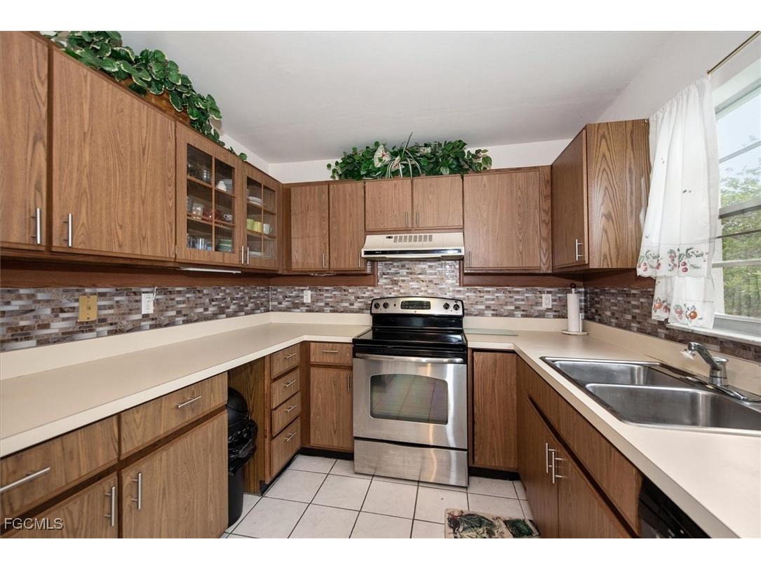 6852 Sandtrap Drive #4 Fort Myers FL 33919 2025015497 image12